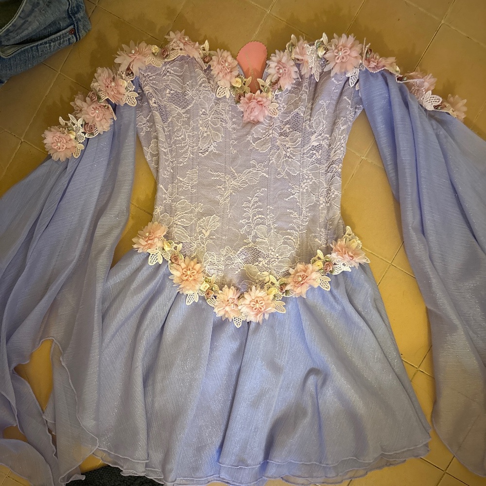 Sugar thrillz Rapunzel costume
